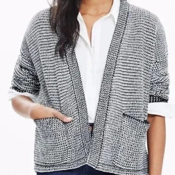 Madewell Sweaters - Madewell Black and White Knit Cocoon Cardigan Size XS